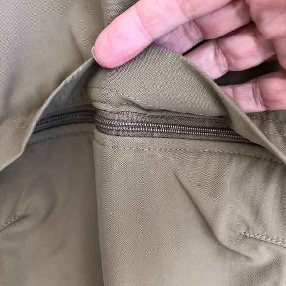 L.L. Bean Men’s Zip-Leg Convertible Pants Sz Large Short - Picture 8 of 14